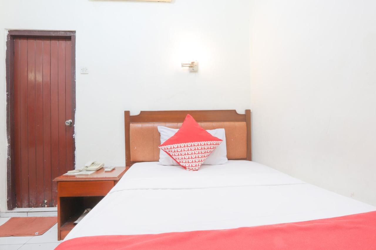 Oyo 108 Hotel Surya Jakarta Ngoại thất bức ảnh