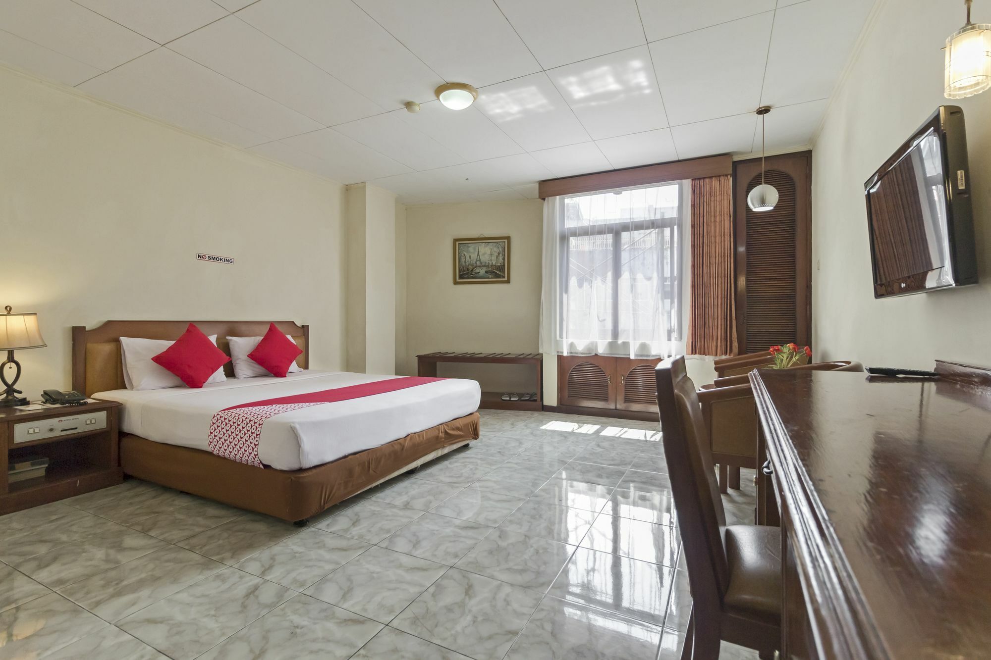 Oyo 108 Hotel Surya Jakarta Ngoại thất bức ảnh